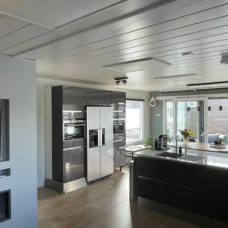 Διαμέρισμα Poellodge Xl, Houseboat Met Whirlpool En Sauna