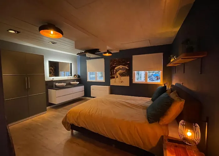 Poellodge Xl, Houseboat Met Whirlpool En Sauna Διαμέρισμα *