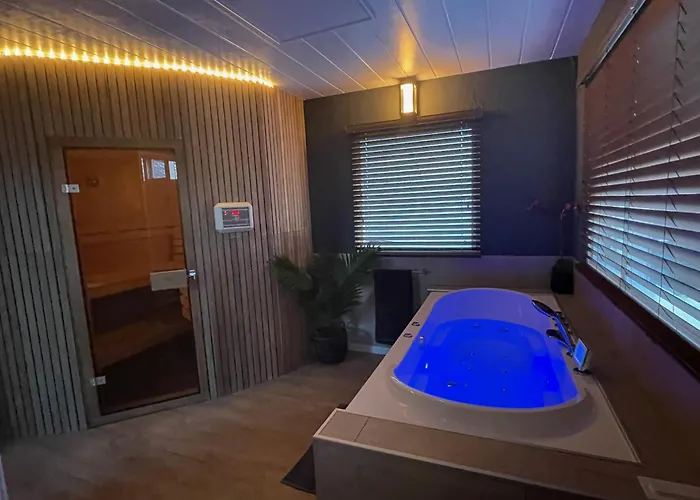 Poellodge Xl, Houseboat Met Whirlpool En Sauna Διαμέρισμα Άαλσμιρ
